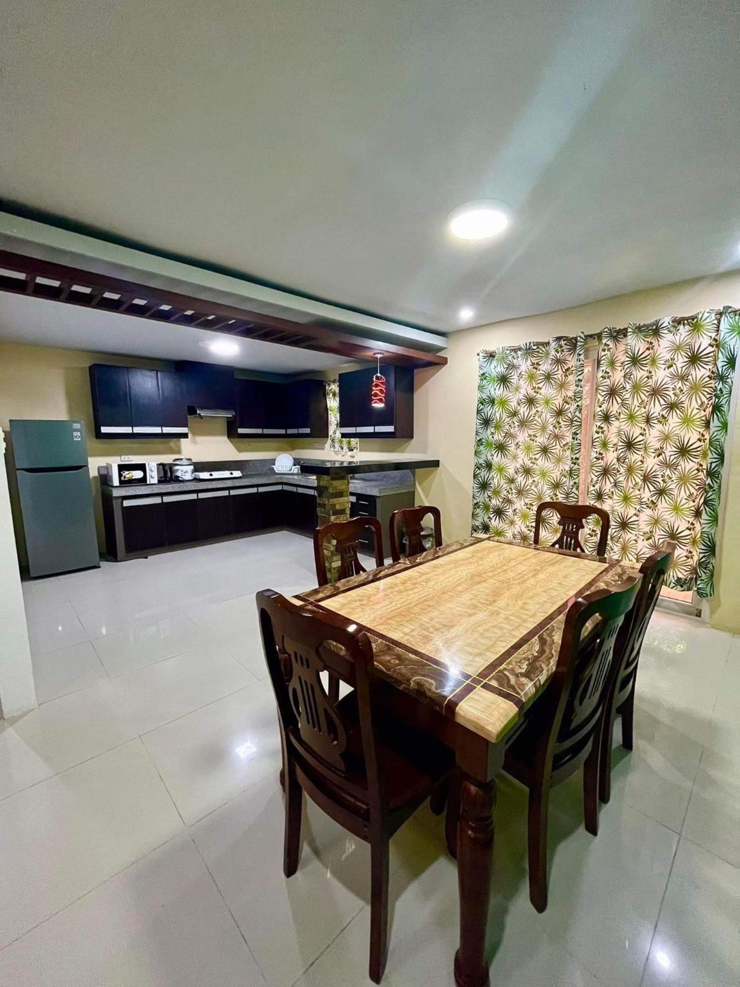 Forest View Leisure Residences Olongapo Eksteriør billede